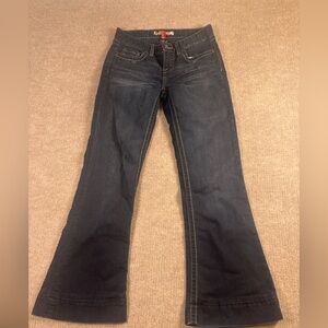 Classic Black Flared Women's Jeans 1094